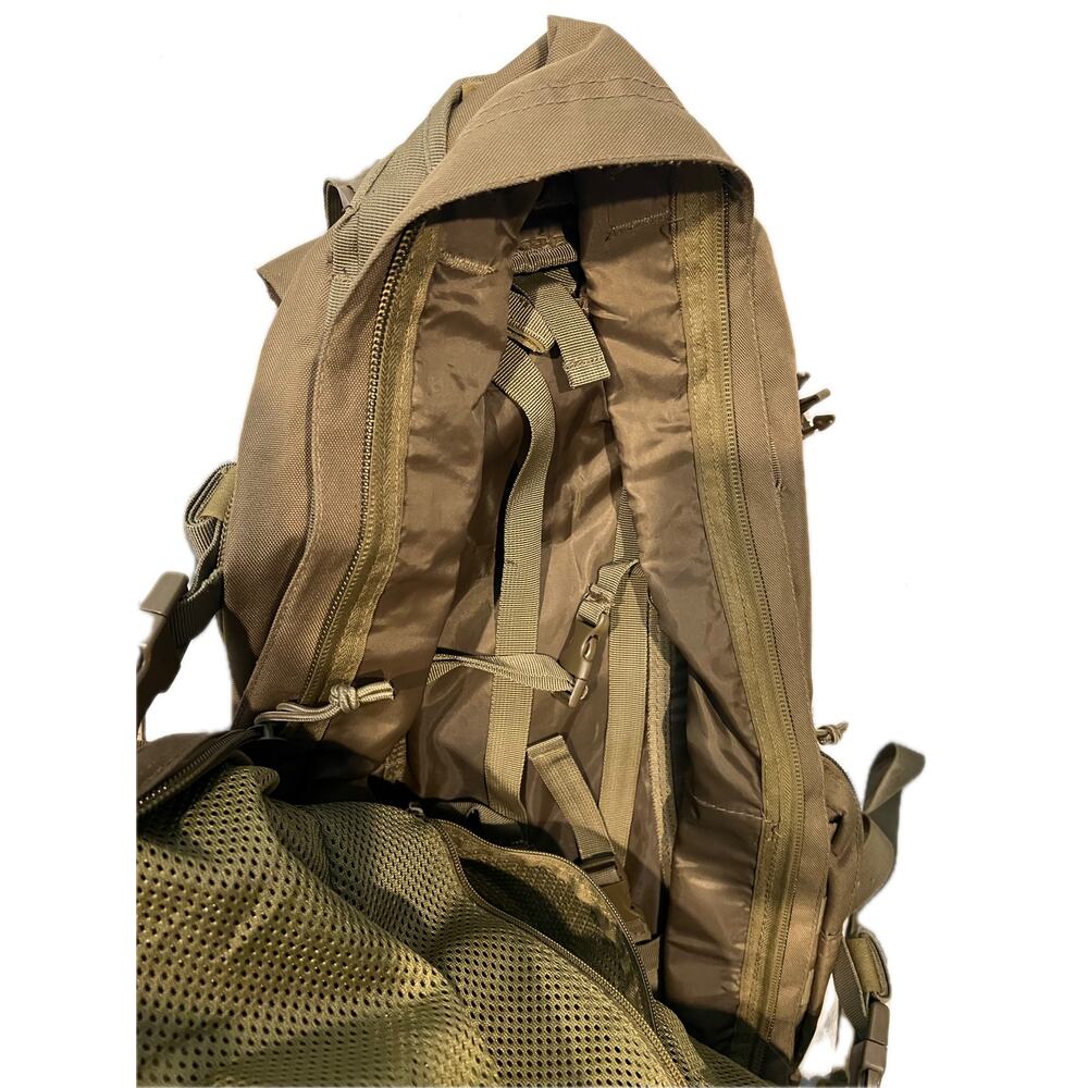 World Famous Sports 3 Day Assault backpack - Picture 6 of 8